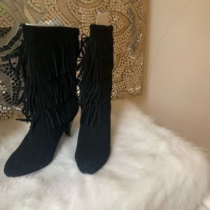 Gorgeous fringe boots.